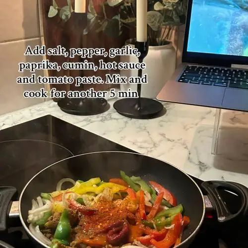 Snaptik.app_746584263185198619812